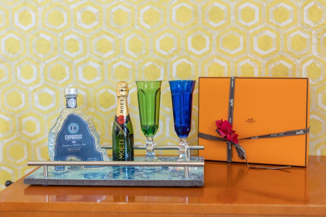 Suite Apartment Capri Con Jacuzzi In Piazzetta Екстер'єр фото