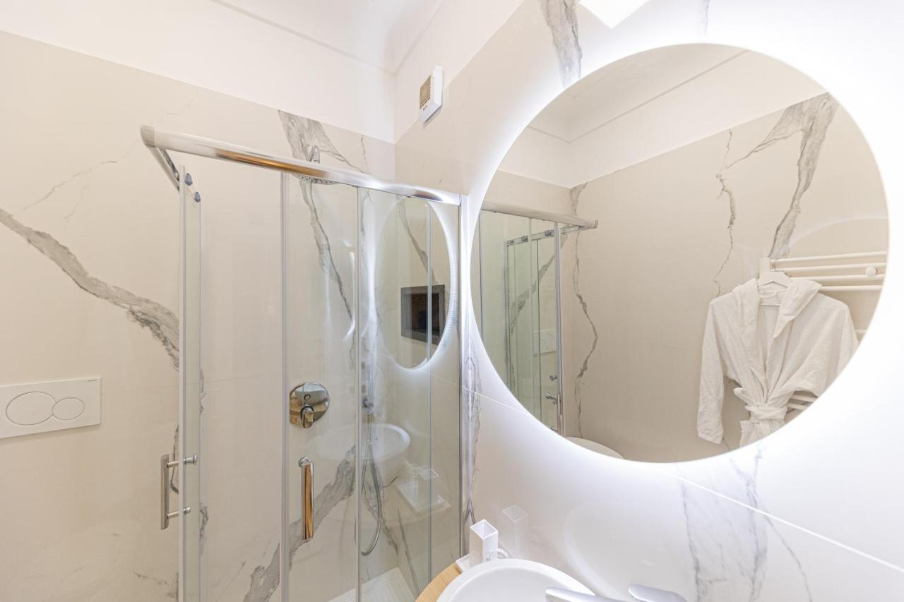Suite Apartment Capri Con Jacuzzi In Piazzetta Екстер'єр фото